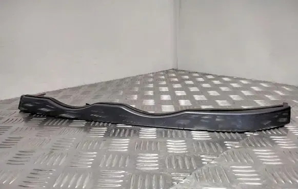 BMW 3 E46 Under headlight/headlamp trim 51138208481