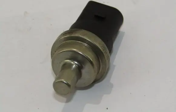 Volkswagen Golf III Coolant temperature sensor 269416