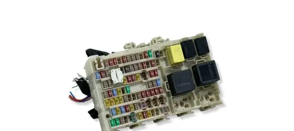 Nissan Qashqai J12 Fuse module 243506RA0B 46077