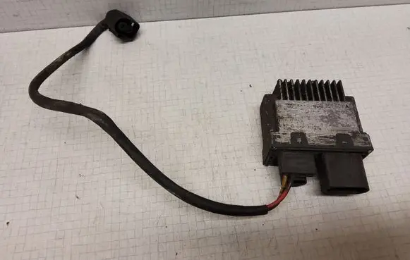 Audi A6 S6 C5 4B Coolant fan relay 8D0959501A