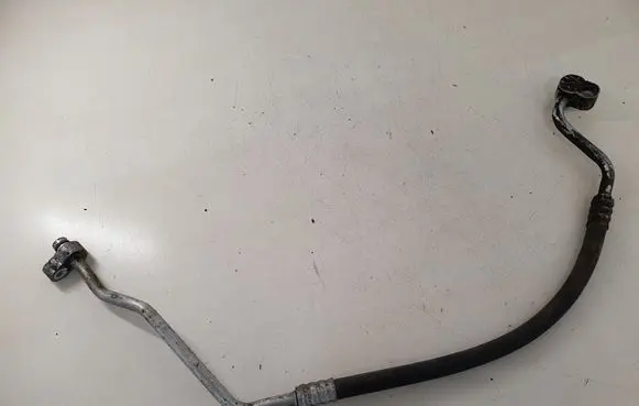 Air conditioning (A/C) pipe/hose