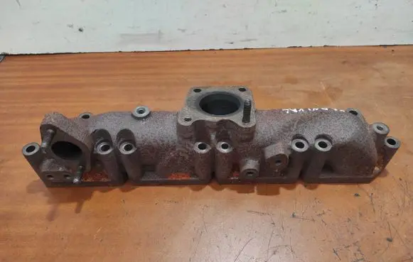 Exhaust manifold