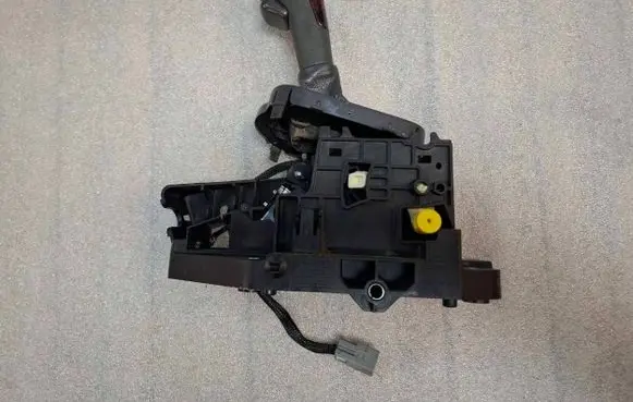 Volvo S80 Gear shift rod P08689467