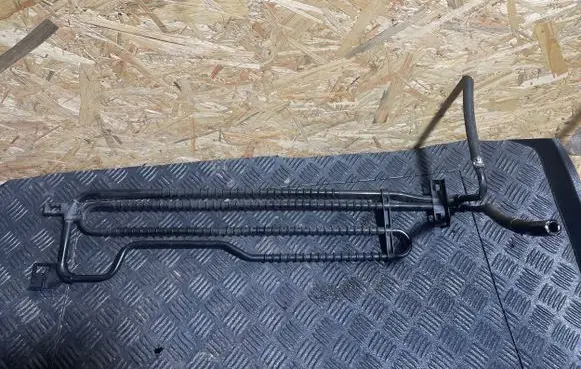 Mercedes-Benz C W204 Power steering hose/pipe/line A2041024
