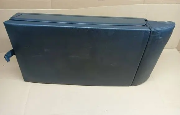 Skoda Octavia Mk2 (1Z) Rear seat armrest 1Z0885205AE 1Z0885205AF 06082010