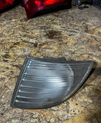 Front indicator light