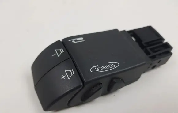 Renault Trafic II (X83) Sound control switch 