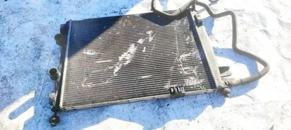 Nissan Qashqai Coolant radiator
