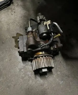 Volvo V70 Fuel injection high pressure pump 5WS40893 A2C53384062