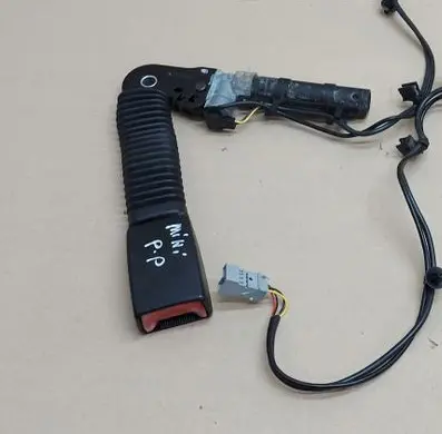 Mini One - Cooper Coupe R56 Front seatbelt buckle 2752436Parts