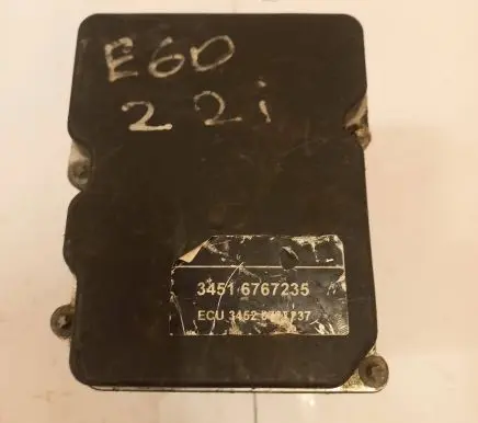 BMW 5 E60 E61 ABS Pump 6767235