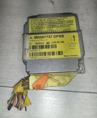 Mitsubishi Colt Airbag control unit/module MR587757 PMR587757 0285001686