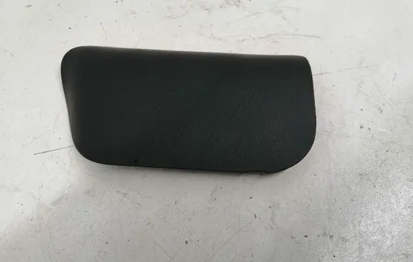 Toyota Yaris Other trunk/boot trim element 587320D040