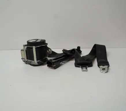 Skoda Octavia Mk2 (1Z) Front seatbelt 1Z0857702C 1T0857819