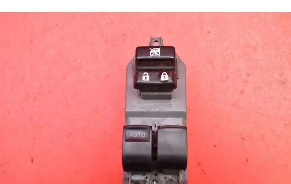 Toyota Yaris Electric window control switch