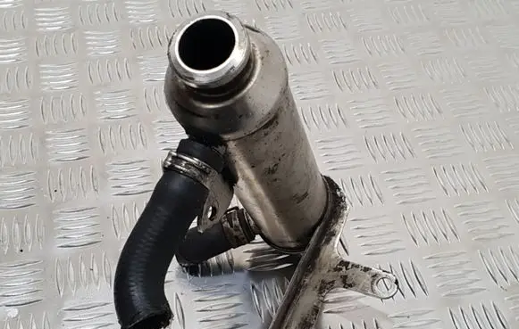 Opel Zafira B EGR valve cooler FGP55203716