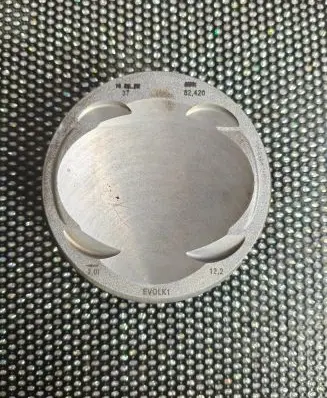 Volkswagen Golf VIII Piston 82420