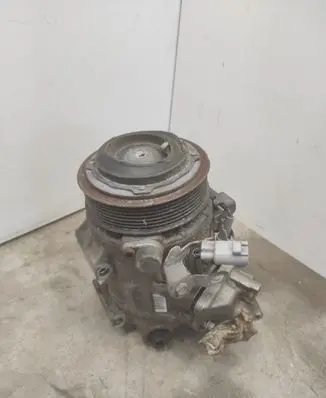 Toyota Sienna XL30 III Air conditioning (A/C) compressor (pump) CG4472809231