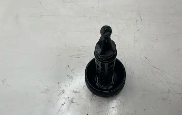 BMW 3 E46 Oil filter cover 6740326119
