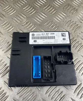 Audi Q7 4L LED ballast control module 4L0907289K