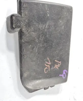 Volkswagen Polo IV 9N3 Battery box tray cover/lid 6Q0915429B