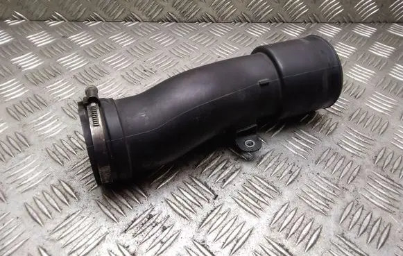 Opel Astra J Air intake hose/pipe 1039897S01
