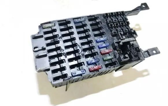 Mercedes-Benz C W202 Fuse box set
