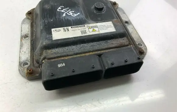 Subaru Legacy Other control units/modules 22611AP842 F5173
