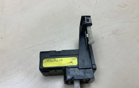 Honda Civic Headlight level adjustment motor 0307853312
