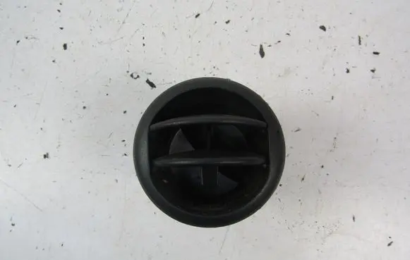 Fiat Doblo Dash center air vent grill 