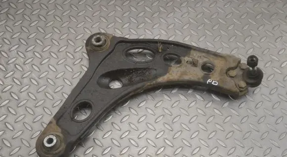 Renault Trafic III (X82) Front lower control arm/wishbone 8200395034 93858485