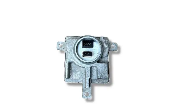 Volkswagen PASSAT CC Headlight ballast module Xenon 8K0941597E