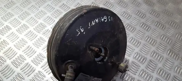 Mitsubishi Galant Brake booster 83303201 833-03201