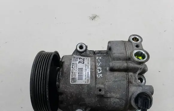 Opel Meriva B Air conditioning (A/C) compressor (pump) 13250608DELPHI
