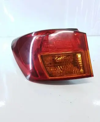 Lexus IS 220D-250-350 Rear/tail lights
