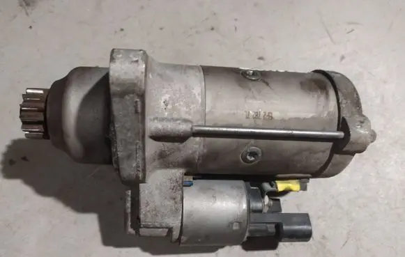 Volkswagen PASSAT B7 Starter motor 0AM911023H 150612 ESW20EBR20