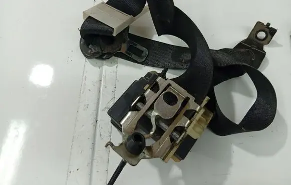 Opel Zafira A Front seatbelt 