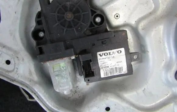 Volvo S40 Rear door window regulator motor 31264189aa 08w351