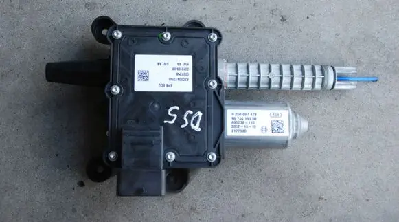 Citroen DS5 Hand brake/parking brake motor A2C53417341