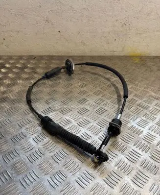 KIA Sportage Gear shift cable linkage 46790F1010 0000