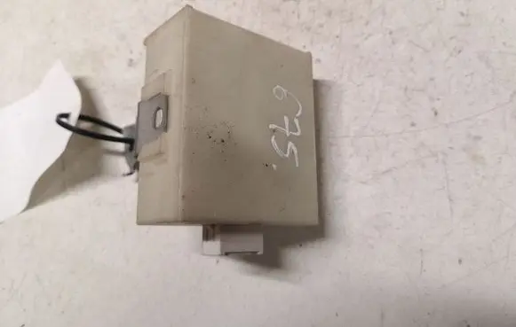 Toyota Avensis T250 Door control unit/module 8974105070 73668012