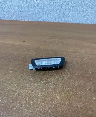 Mercedes-Benz GLC X253 C253 Front seat light A0009064301 19128201