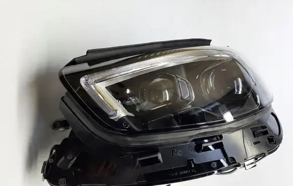 Mercedes-Benz E W213 Headlight/headlamp A2139066910