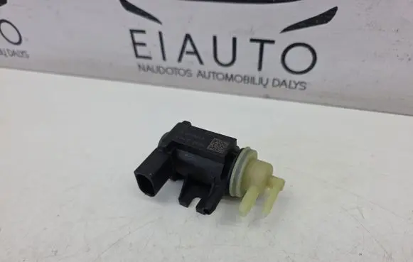 Audi A5 8T 8F Turbo solenoid valve 1K0906627B 4011464A