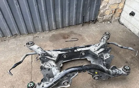 Jaguar E-Pace Rear subframe J9C34A047AA
