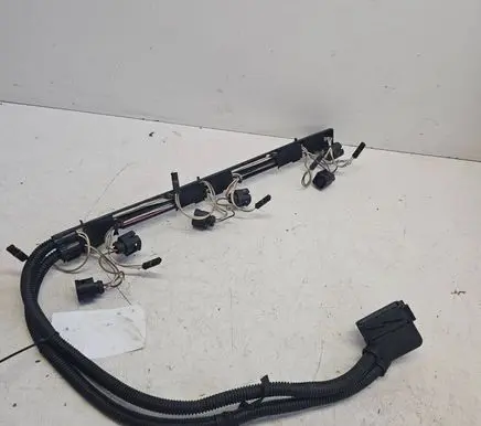BMW 5 GT F07 Fuel injector wires 1252758963903