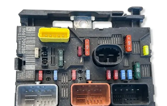 Peugeot 207 BSM Control unit 9661708280