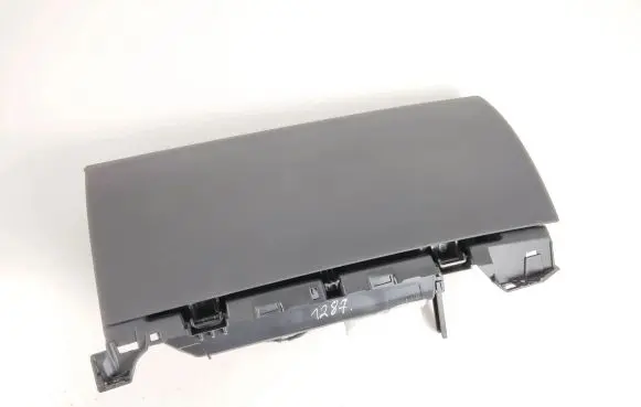 Tesla Model 3 Glove box