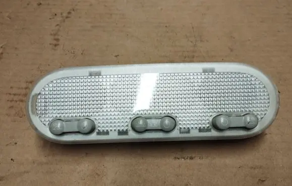 Nissan Qashqai Front seat light