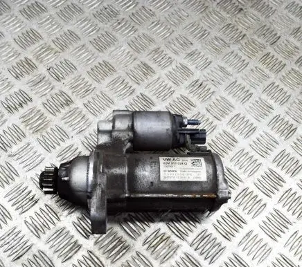 Volkswagen Golf VII Starter motor 02M911024Q 0001179512